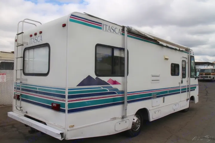 Winnebago Itasca Sunova 1995