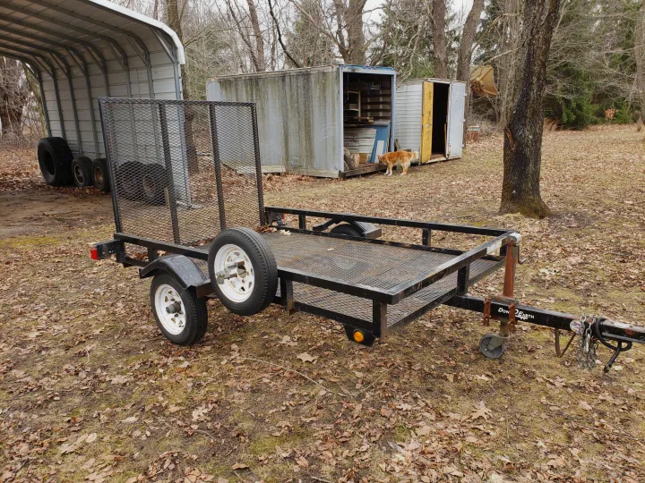 Down 2 Earth 5x8 landscape trailer 2010