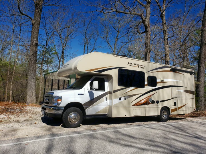 Thor Motor Coach Freedom Elite 2016