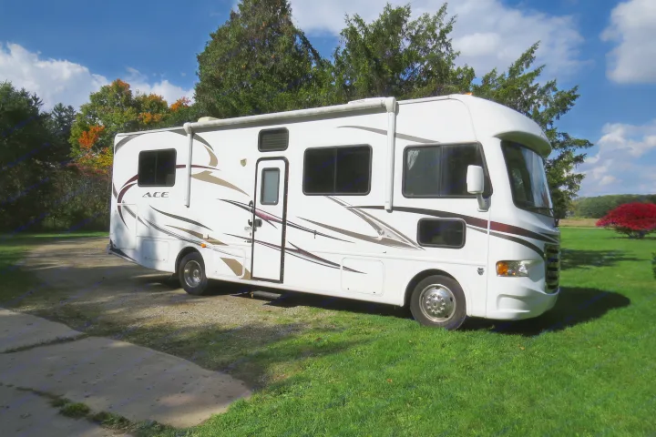 Thor Motor Coach A.C.E 2013