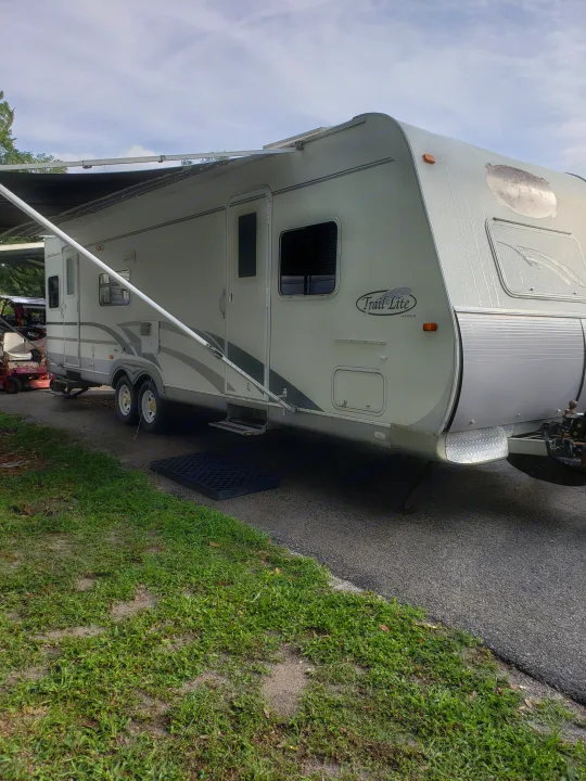 R-Vision Trail-Lite 8308s 2005