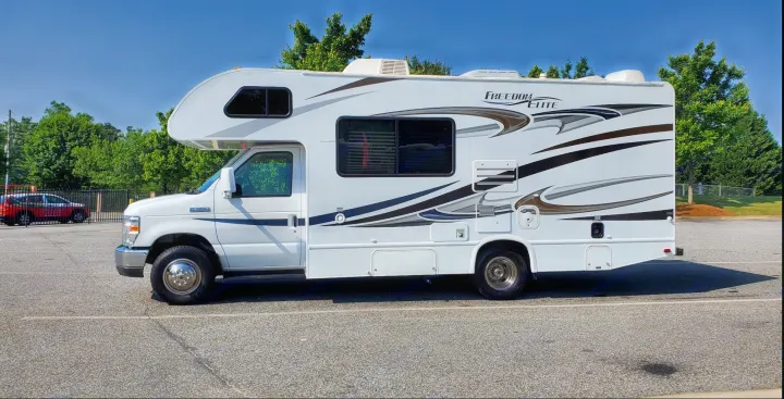 Coachmen Elite 2013
