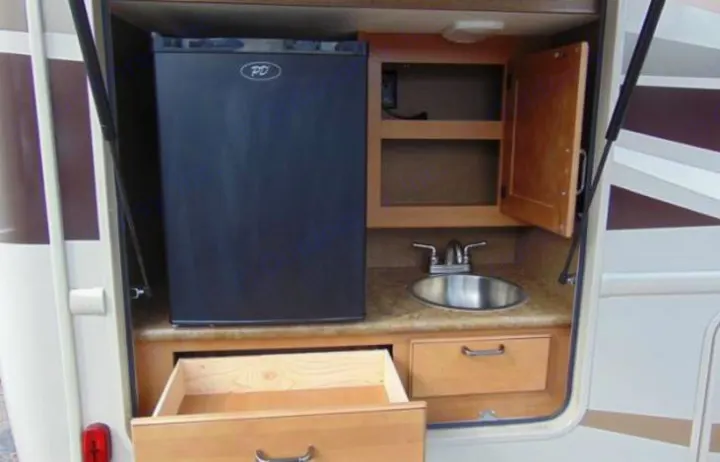Thor Motor Coach Hurricane 2016