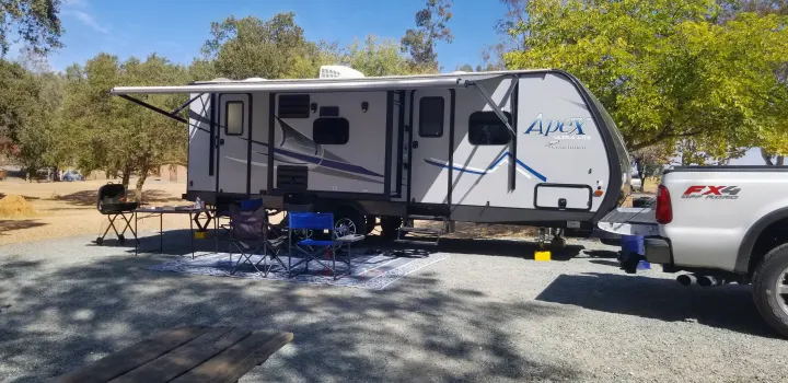 Coachmen Apex 2017