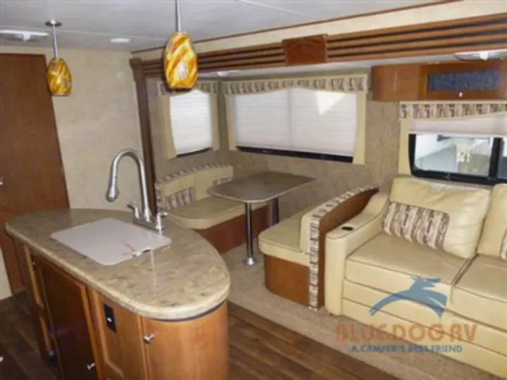 Dutchmen Kodiak 2012