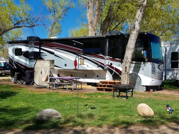 Thor Motor Coach Challenger 2016