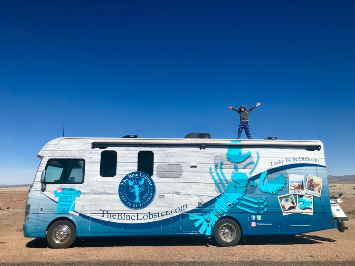 The Blue Lobster roaming through Texas. Thor Motor Coach A.C.E 2017