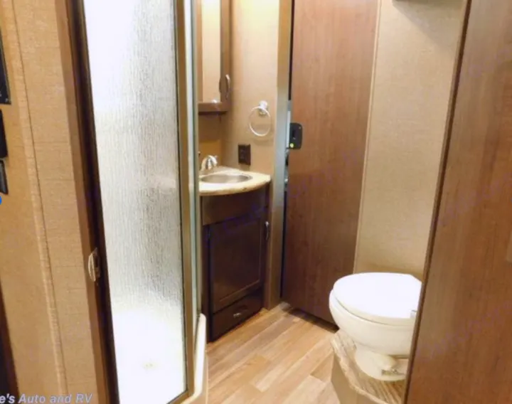 Bathroom. Thor Motor Coach A.C.E 2017
