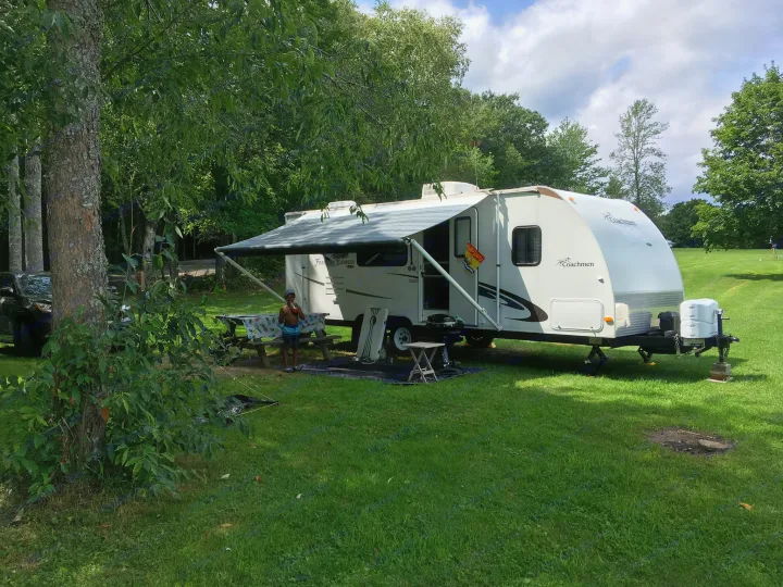 Coachmen Freedom Express 2010