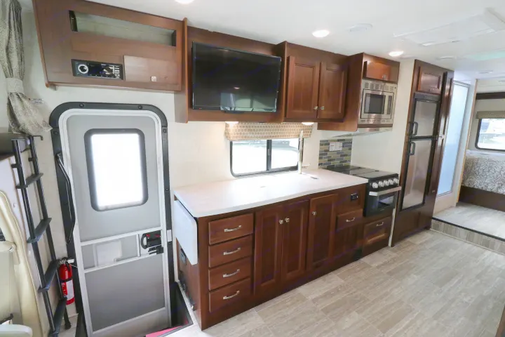 Forest River Sunseeker 2019