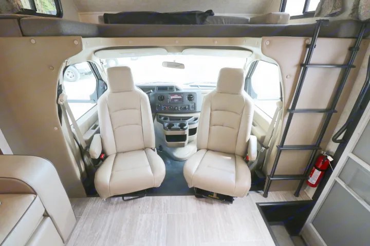 Forest River Sunseeker 2019