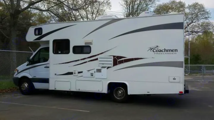 Coachmen Freelander 2010