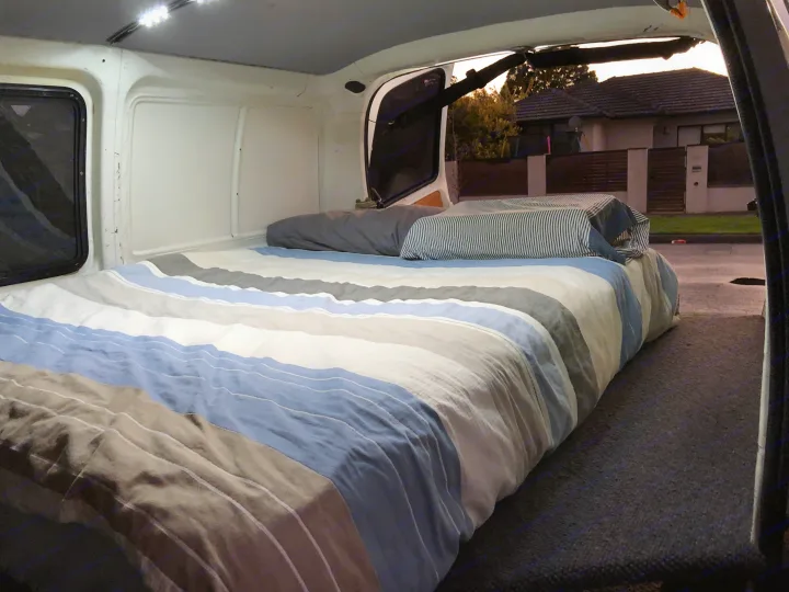 Toyota HIACE 2002