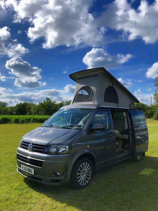 Roof popped. Volkswagen T5 2011