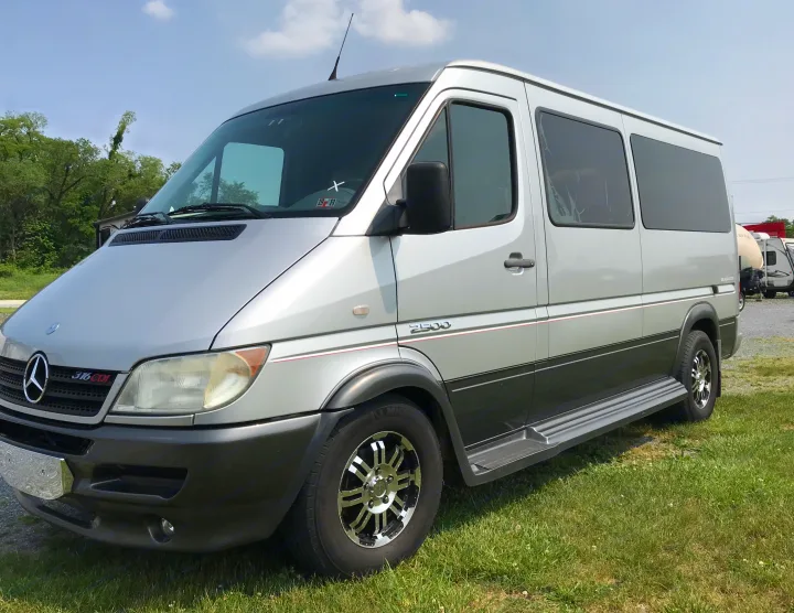 Mercedes-Benz Comversion Van 2006