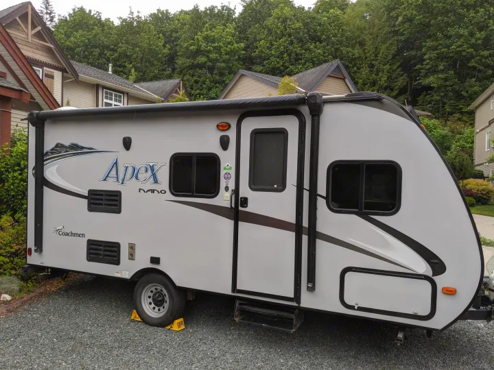 Coachmen Apex 2017