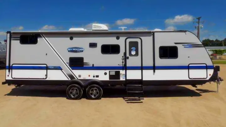 New beautiful RV! We take excellent care of our RV so you can enjoy the feeling of a new camper! . Jayco Jay Feather 2019