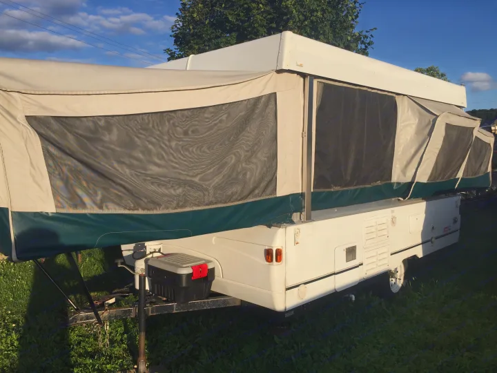 Coleman Destiny Tacoma 2003