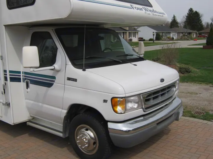 Ford E450 1998