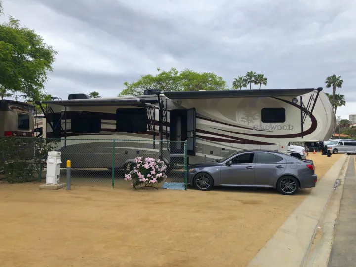 R Beach House at Newport Dunes. Crossroads Redwood 2015