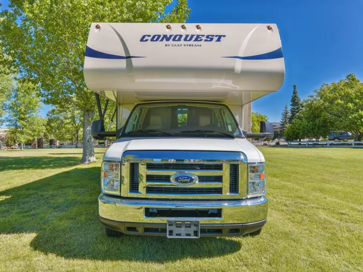 Gulf Stream Conquest 2019