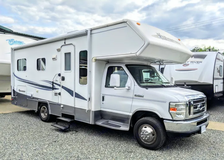 Ford E450 Adventurer 2008