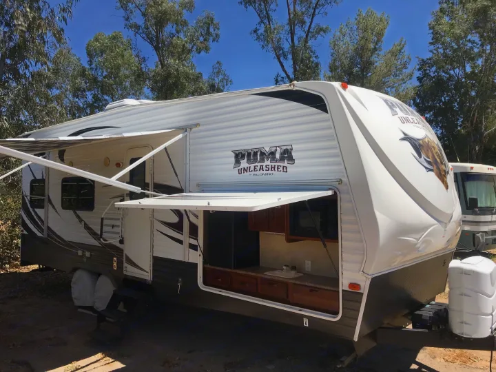 Trailer all set up and ready to cook.. ForestRiver Puma 2013