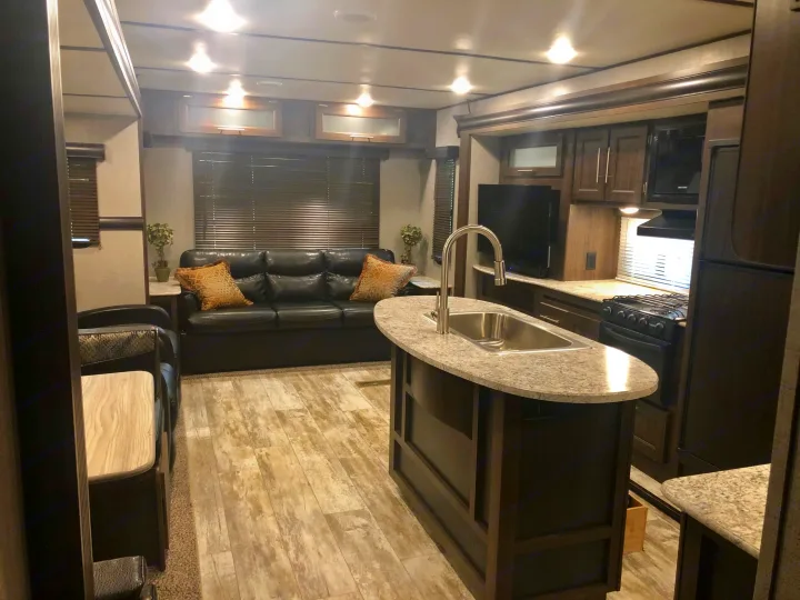 Crossroads Zinger Se 2019