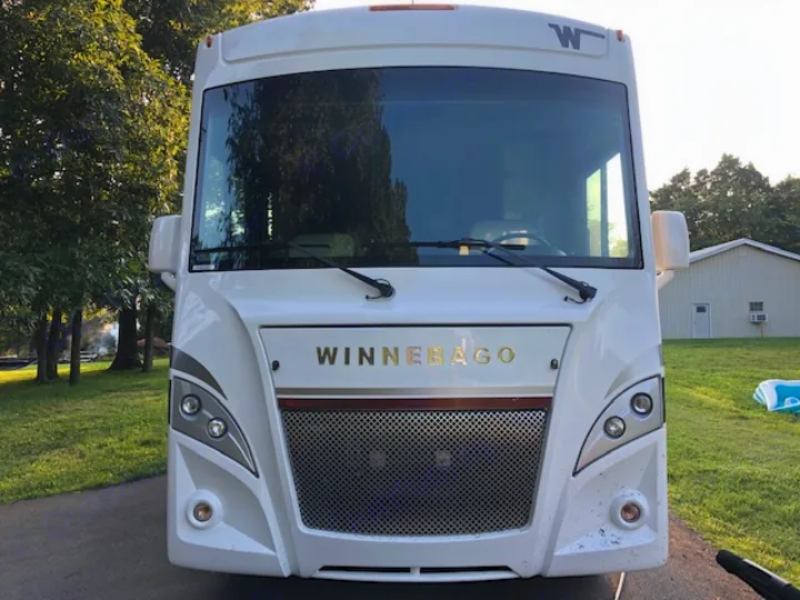 Winnebago Intent 2019