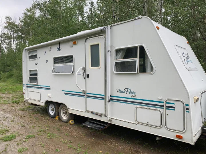 Shasta Flyte 2000