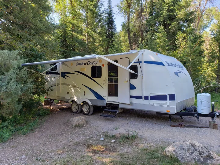 Cruiser Rv Corp Shadow Cruiser 2011
