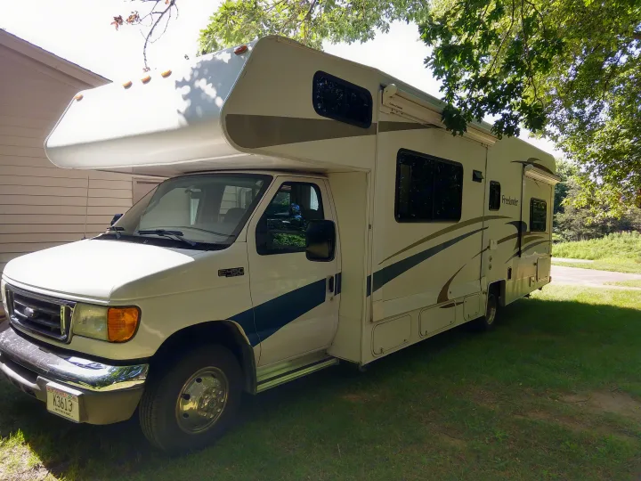 Coachmen Freelander 2005