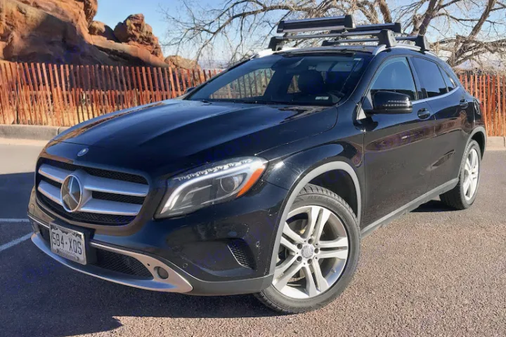 Mercedes-Benz GLA250 2015