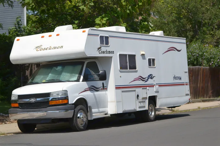 Coachmen Freedom Express 2003