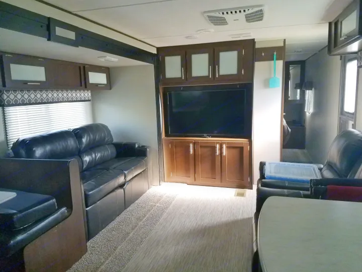 different angles of living space. Avenger ATI 2019