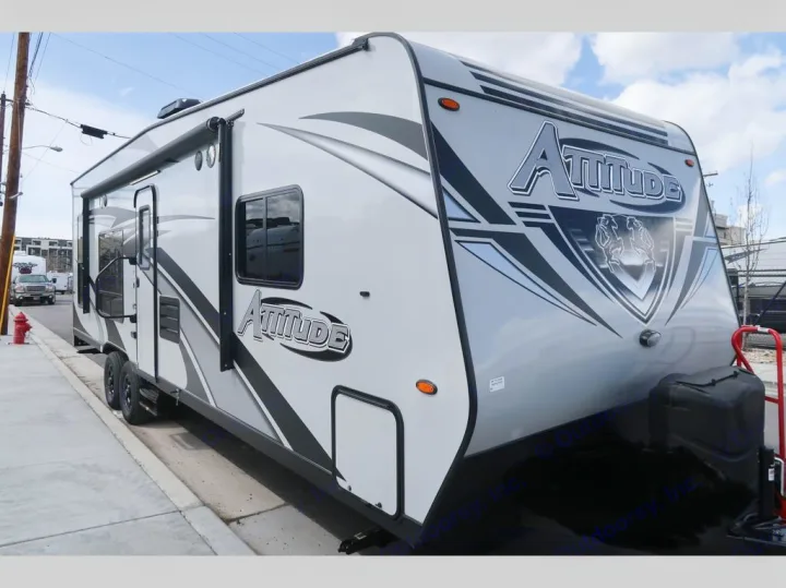 Eclipse Recreational Vehicles Attitude 2019