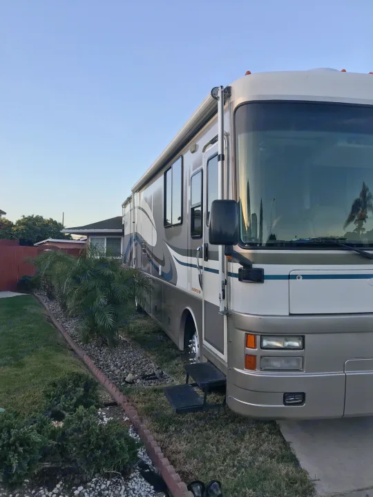 Fleetwood Discovery 2000