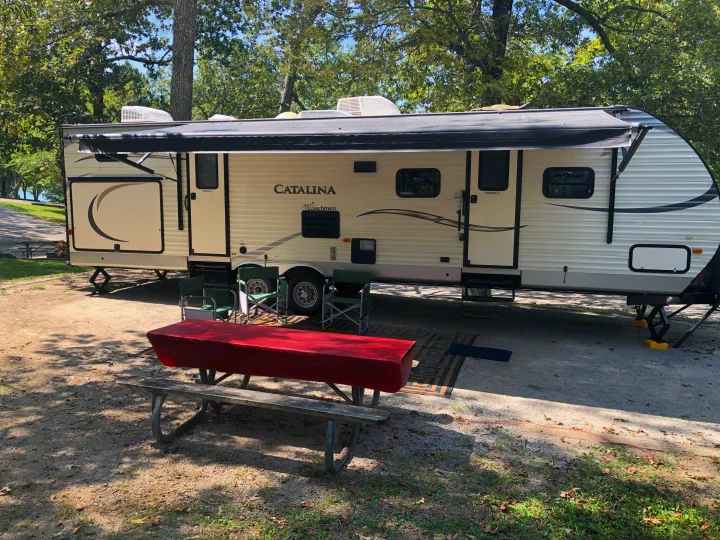 Very large and roomy for the whole family!
. Coachmen Catalina 2016