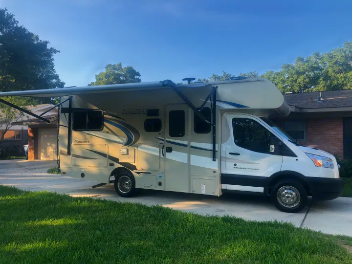 Brand new beautiful Motor coach. Coachmen Orion 2019