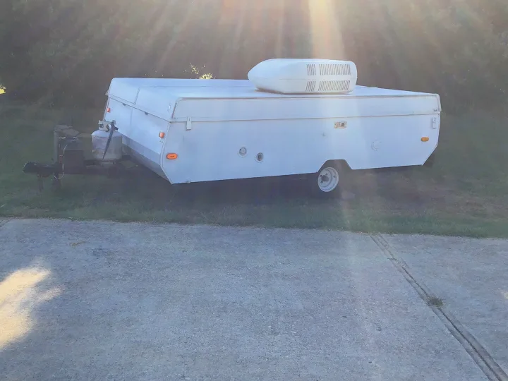 Clean and freshly restored . Jayco Eagle 1997