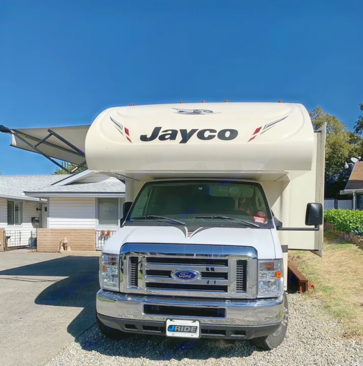 Front of Coach. Jayco Redhawk 2017