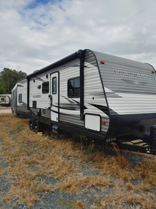 Outside view. Heartland Pioneer 2019
