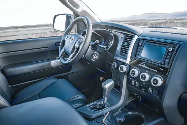 Toyota Sequoia 2019