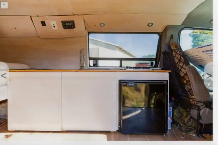 Ford E350 Box Van 1997
