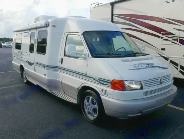 Winnebago Rialta 222HD 2005