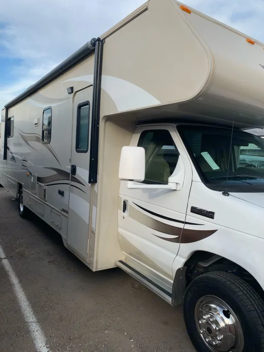 Winnebago Minnie Winnie 2015