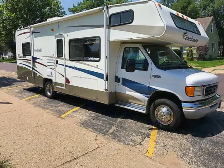 Coachmen Freelander 2005