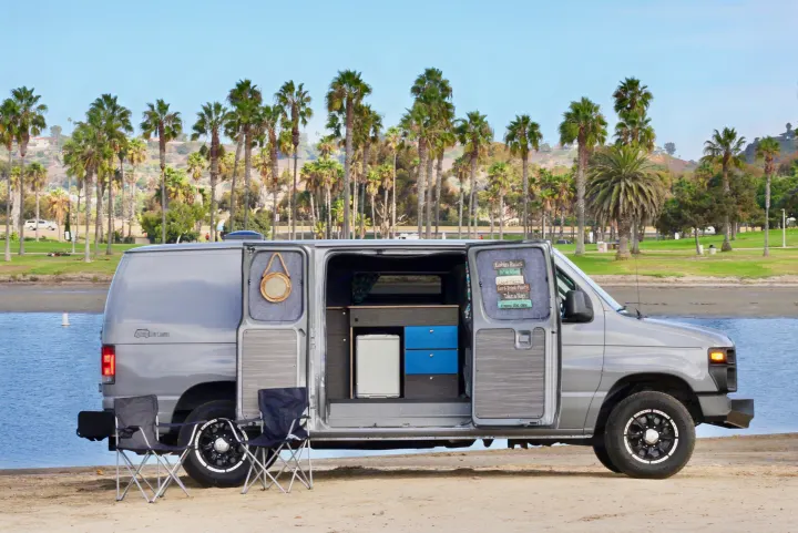 FORD E-150 2011