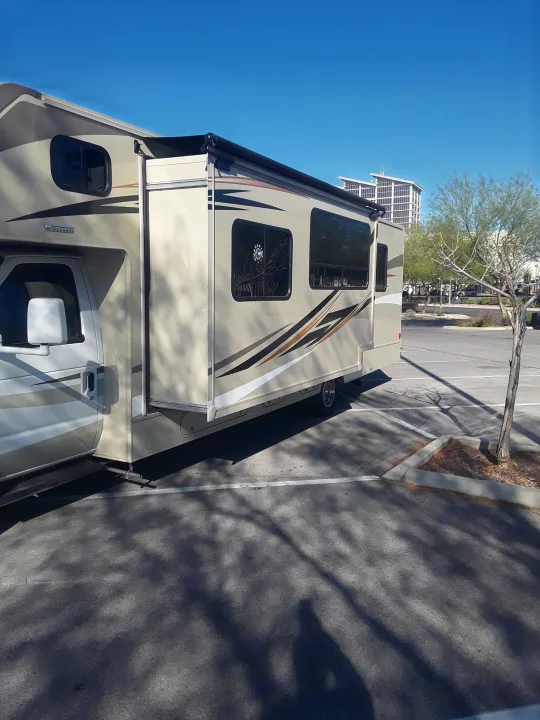 Slideout opened. Winnebago Minnie Winnie 2017