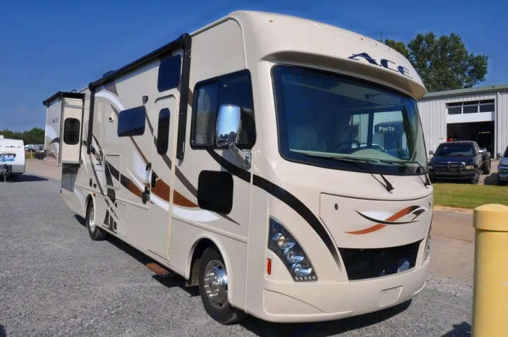 Thor Motor Coach ACE 2017